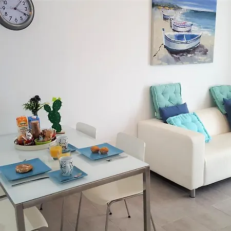 Cozy & Confortable Junior By Bristo Sunset # Good Wifi, Terrace And Pool * 科拉雷侯