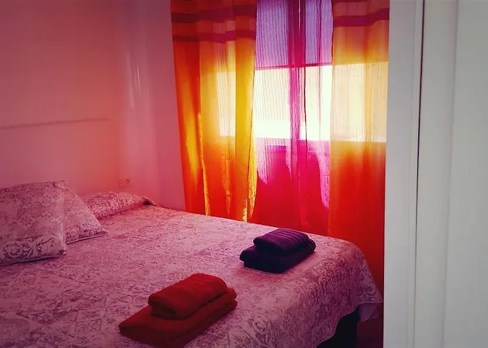 Cozy & Confortable Junior By Bristo Sunset # Good Wifi, Terrace And Pool Lägenhet