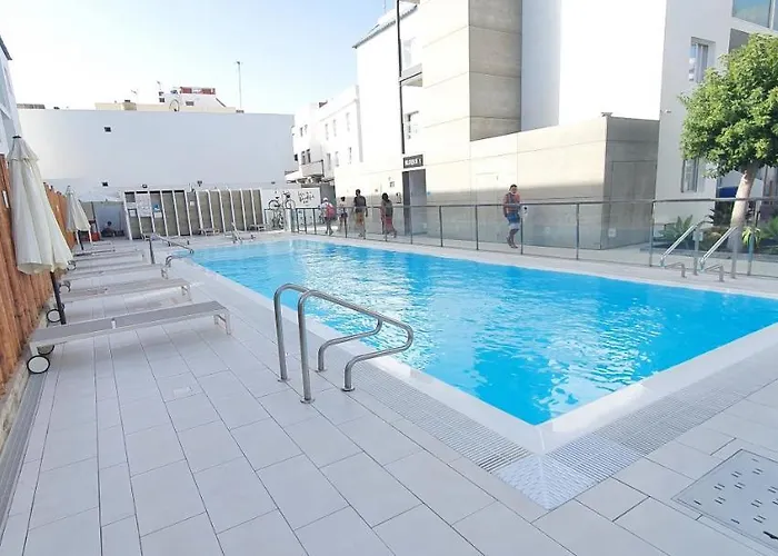 Cozy & Confortable Junior By Bristo Sunset # Good Wifi, Terrace And Pool شقة