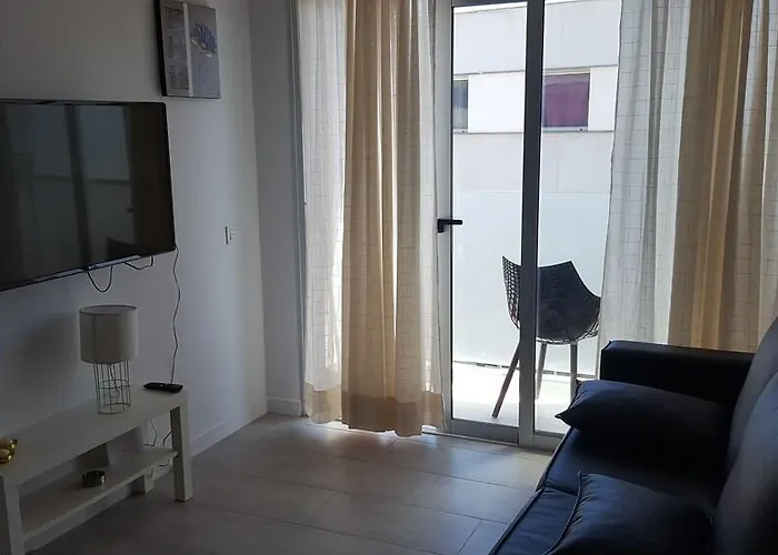 Cozy & Confortable Junior By Bristo Sunset # Good Wifi, Terrace And Pool شقة *