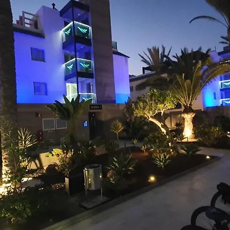 Cozy & Confortable Junior By Bristo Sunset # Good Wifi, Terrace And Pool Apartment Corralejo